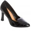 Banned Winter Romance Heart 60's Pumps Black