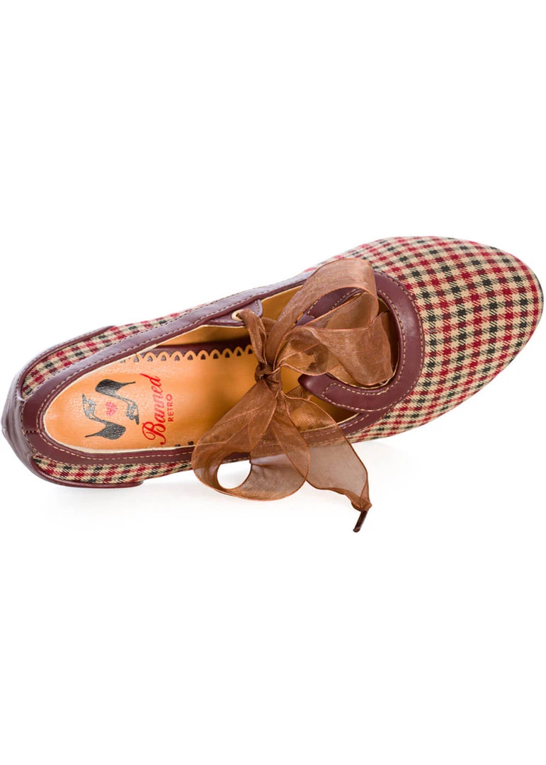 New In Banned Uptown Girl Check 40's Pumps Brown