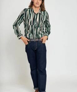 New In Collectif Mens Tiago Abstract 50's Shirt Black Green