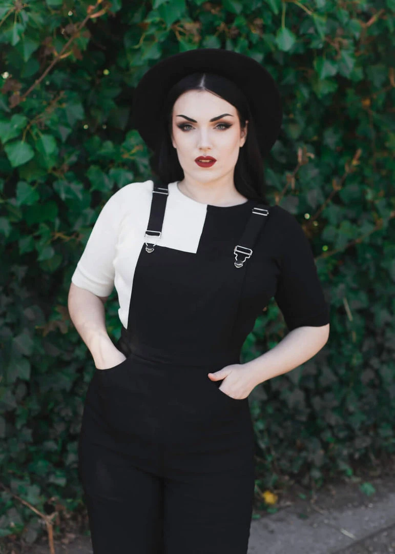 New In Collectif Savannah Contrast 60's Top Black White