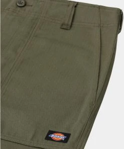 New In Dickies Mens Funkley Herringbone Shorts Military Green