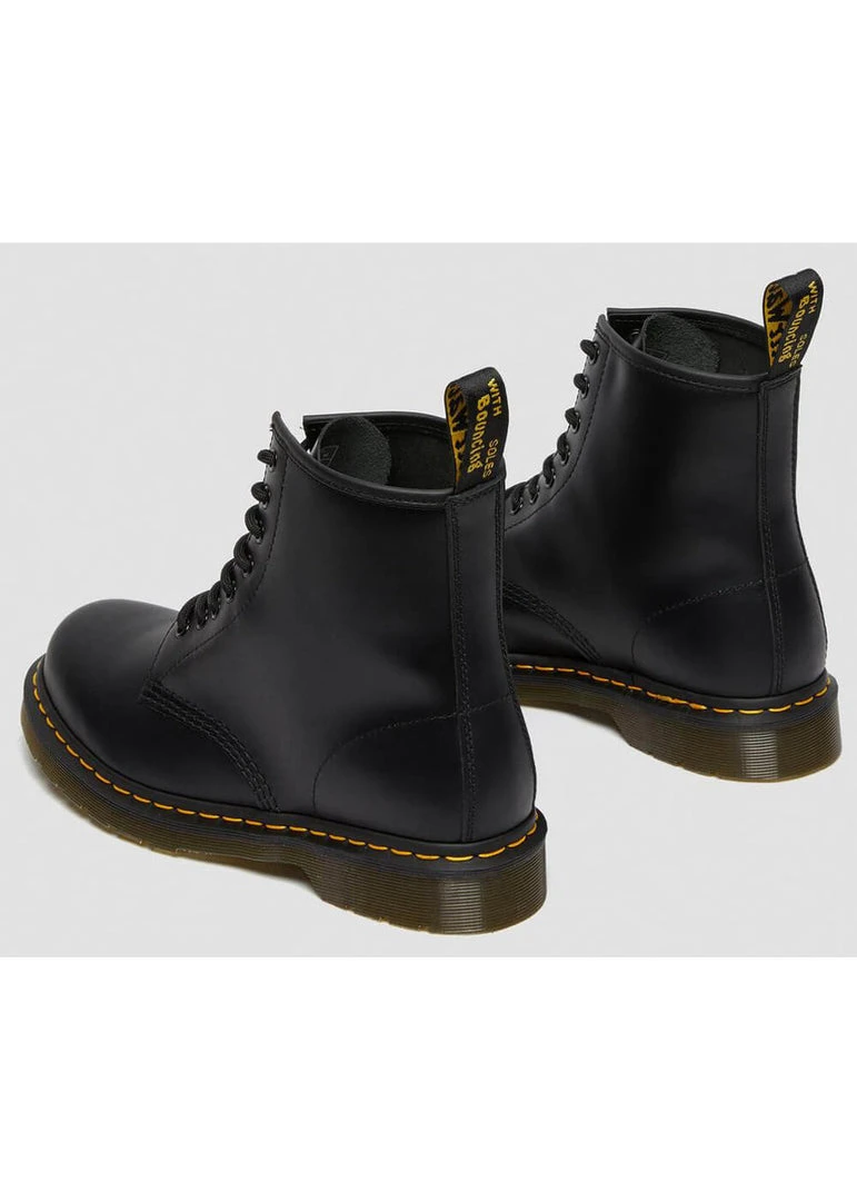 New In Dr. Martens 1460 Smooth Boots Black