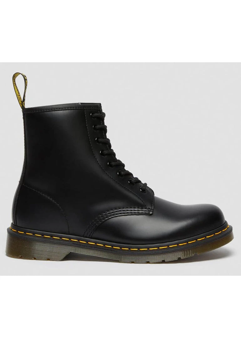 New In Dr. Martens 1460 Smooth Boots Black