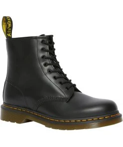 New In Dr. Martens 1460 Smooth Boots Black