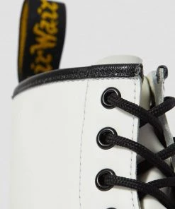 New In Dr. Martens 1460 Smooth Boots White