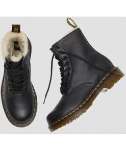 Dr. Martens Serena Burnished Wyoming Lined Lace-up Boots Black