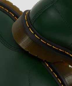 New In Dr. Martens 1460 Smooth Boots Green