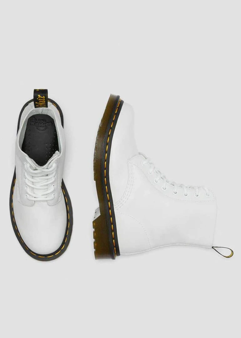 New In Dr. Martens 1460 Pascal Virginia Soft Leather Boots White