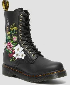 New In Dr. Martens 1490 Bloom Nappa Leather 10-Eyes Boots Black