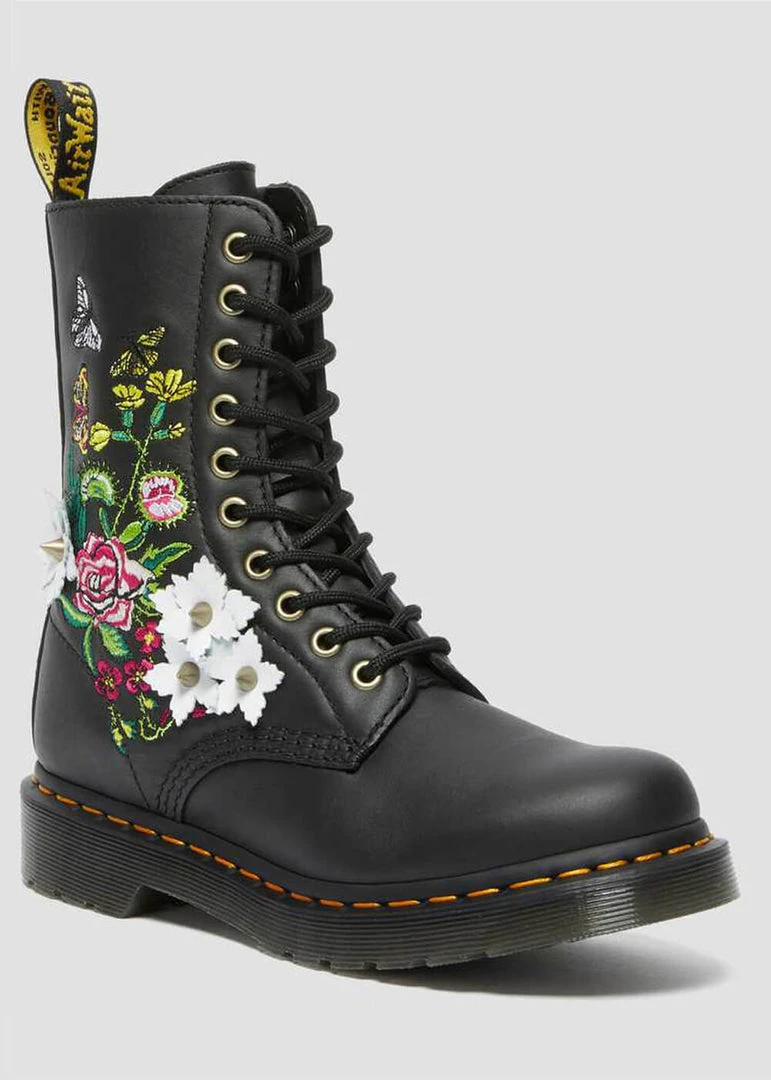 New In Dr. Martens 1490 Bloom Nappa Leather 10-Eyes Boots Black