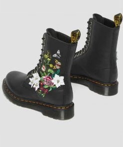 New In Dr. Martens 1490 Bloom Nappa Leather 10-Eyes Boots Black
