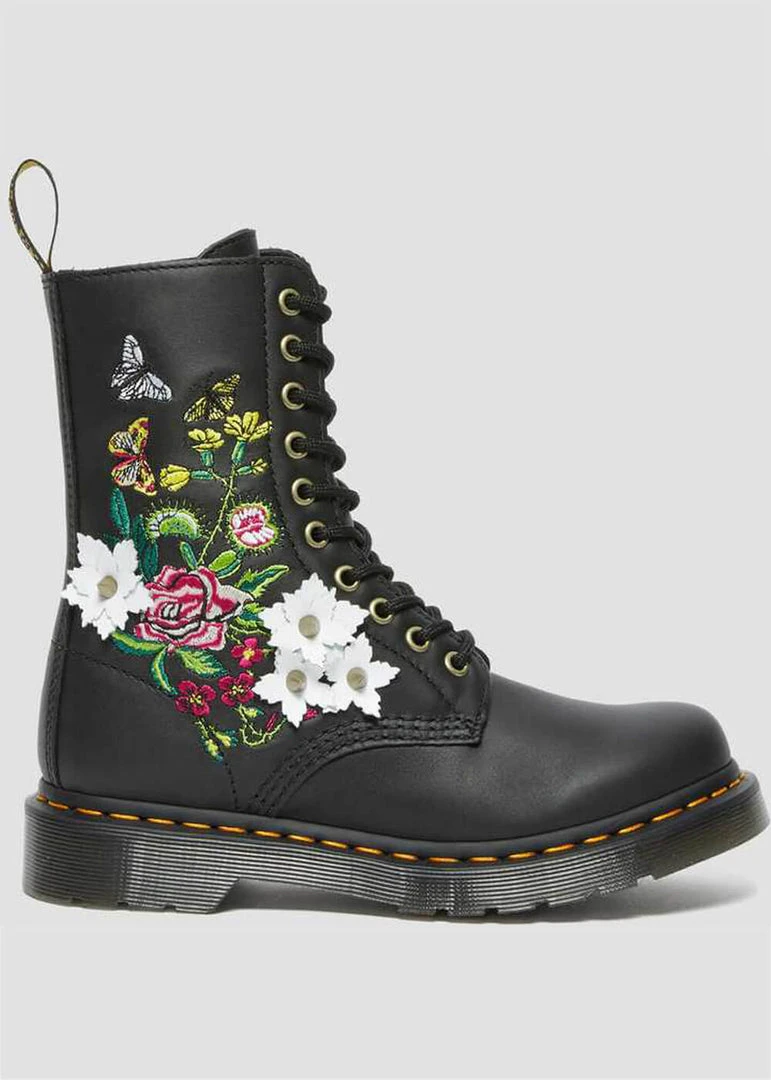 New In Dr. Martens 1490 Bloom Nappa Leather 10-Eyes Boots Black
