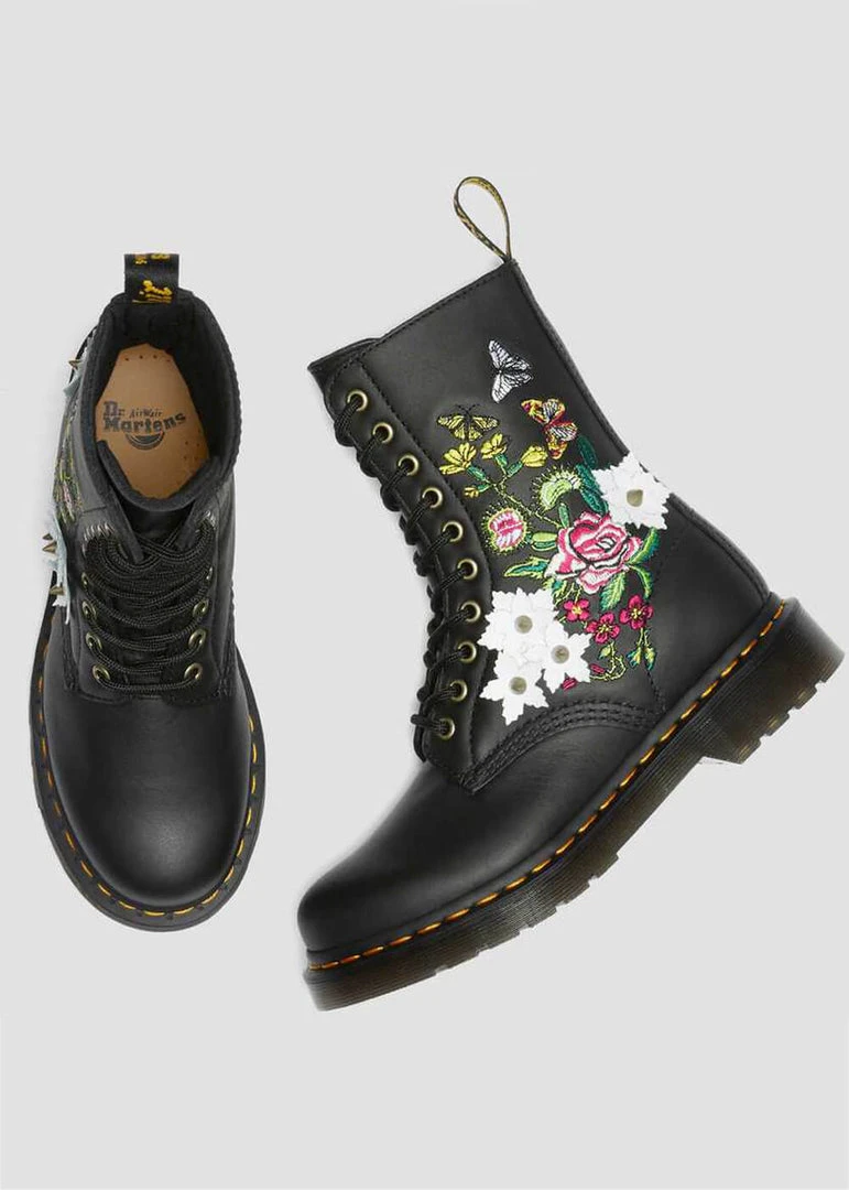 New In Dr. Martens 1490 Bloom Nappa Leather 10-Eyes Boots Black
