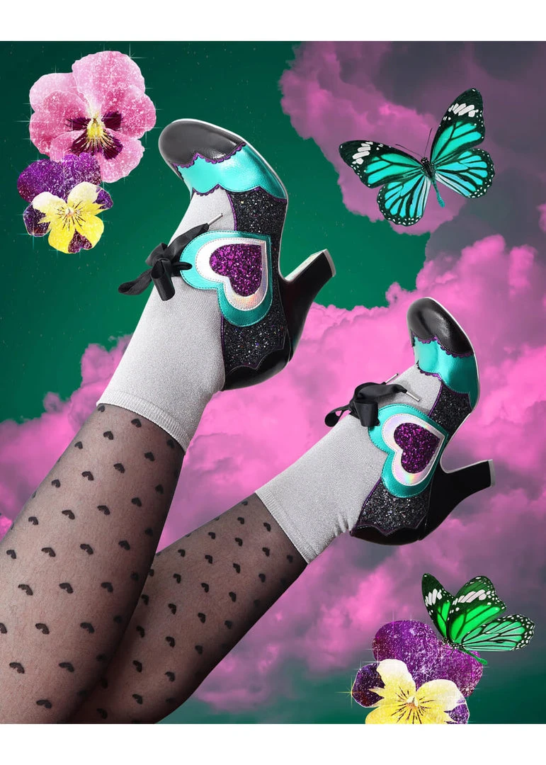 New In Irregular Choice Right On Heart 50's Pumps Black