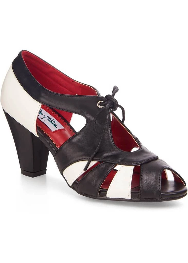 New In Lulu Hun Manila 60's Pumps Black White