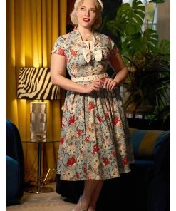 New In Miss Candyfloss Alessandra Regina Floral 50's Swing Dress Sky Blauw