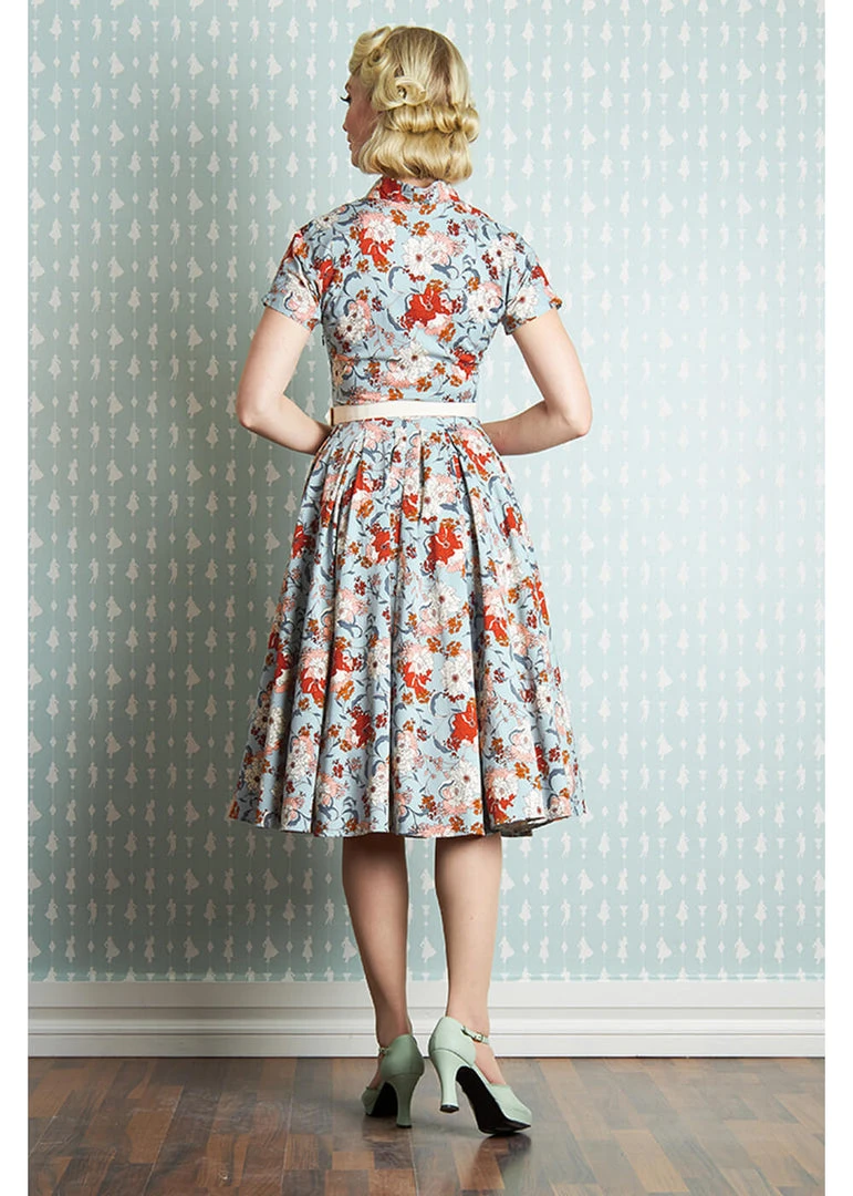 New In Miss Candyfloss Alessandra Regina Floral 50's Swing Dress Sky Blauw