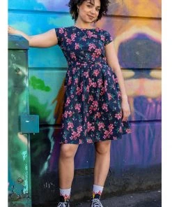 Run And Fly Run & Fly Cherry Blossom 50's Swing Dress Black New In