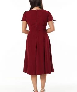 Sheen New In Timeless Ava Floral 40's Swing Dress Burgundy