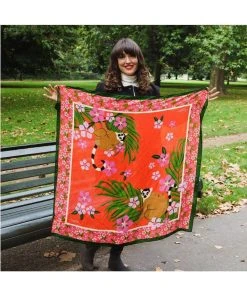 New In Vendula London Animal Park Scarf Lemur Pink